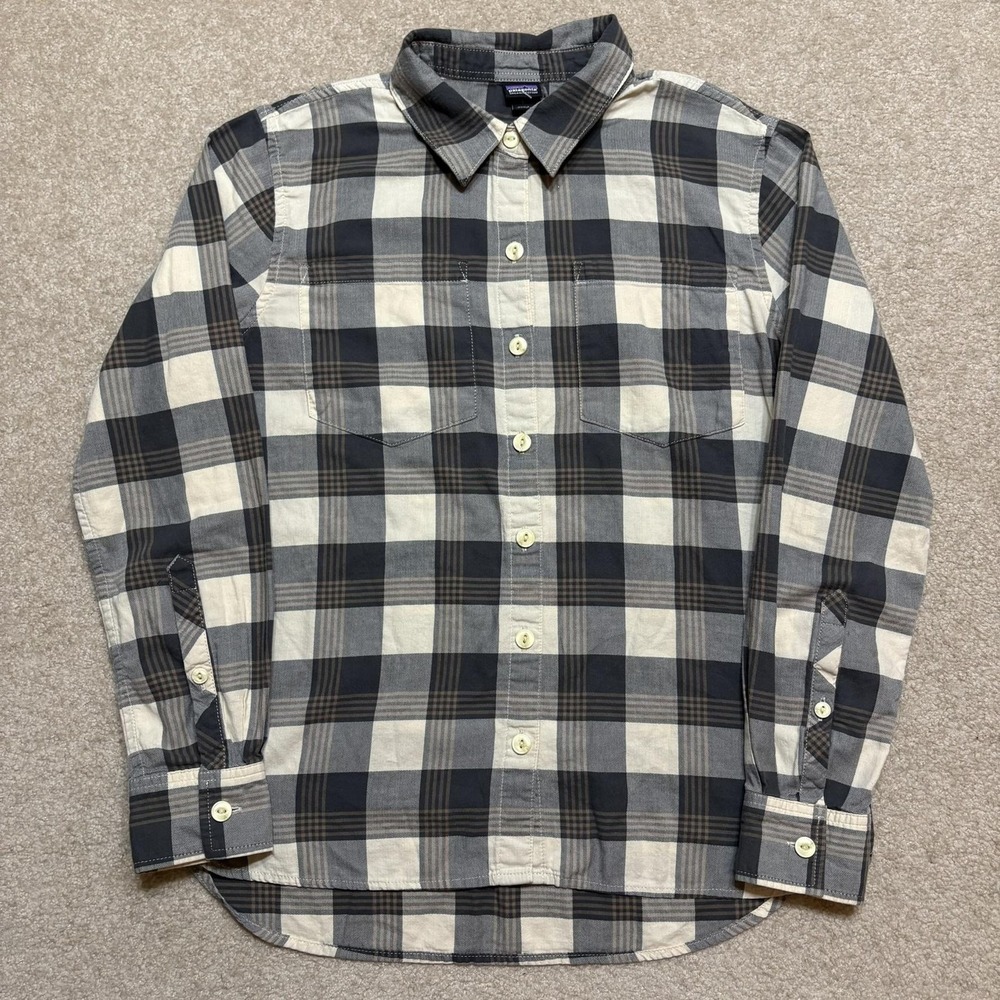 Patagonia Shirt Mens Small Gray Plaid Organic Cotton Fjord Flannel Button Up LS